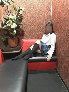 ₩3